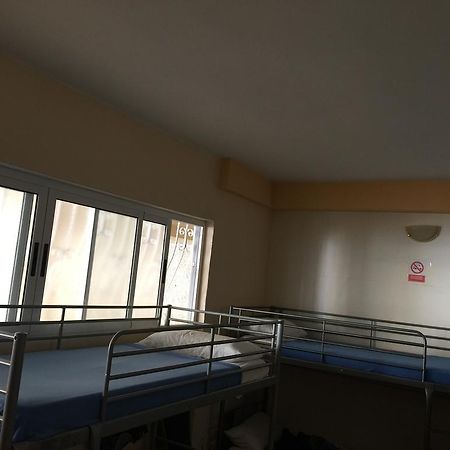 Tenerife Hostel Лос Кристианос Екстериор снимка