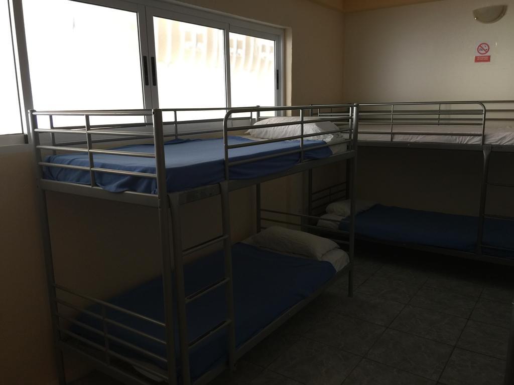 Tenerife Hostel Лос Кристианос Стая снимка